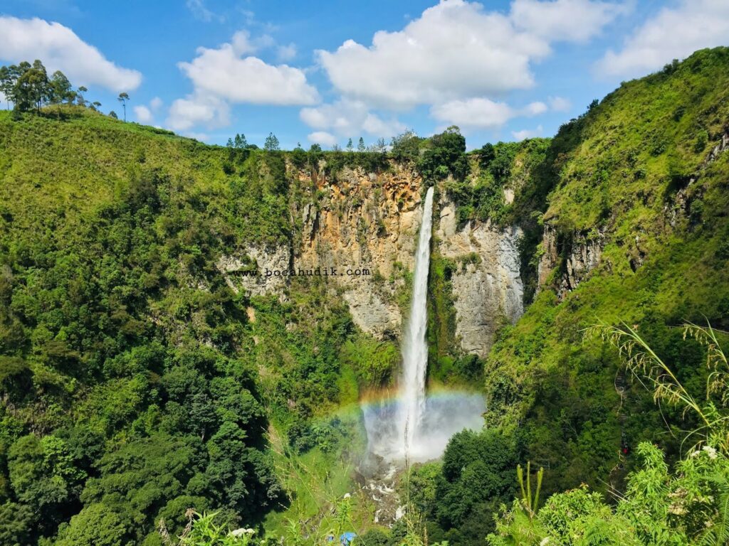 Keajaiban Danau Toba